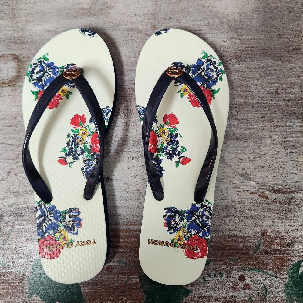 NWOT TORY BURCH FLIP FLOPS